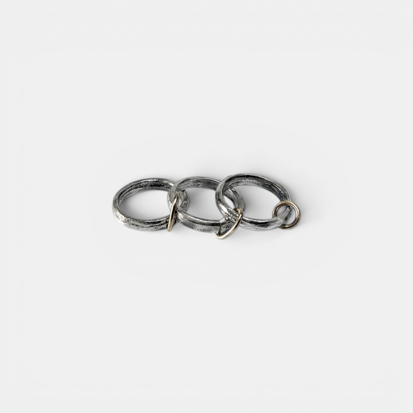 R041 gold